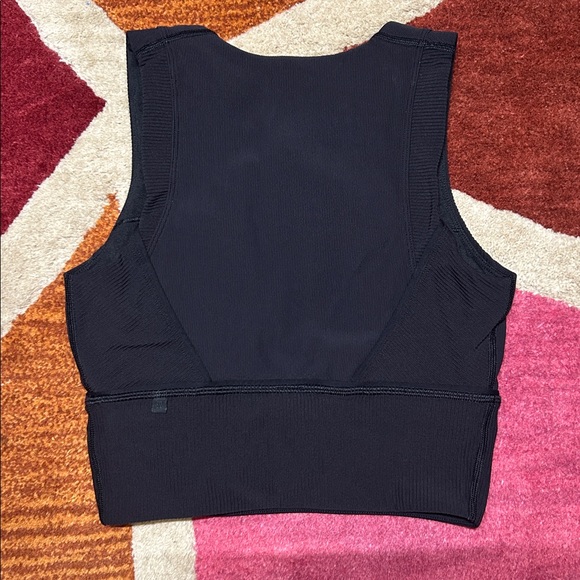 Lululemon Kick Serve Bra Size 4 - Picture 2 of 10